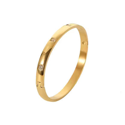 Verona Bangle
