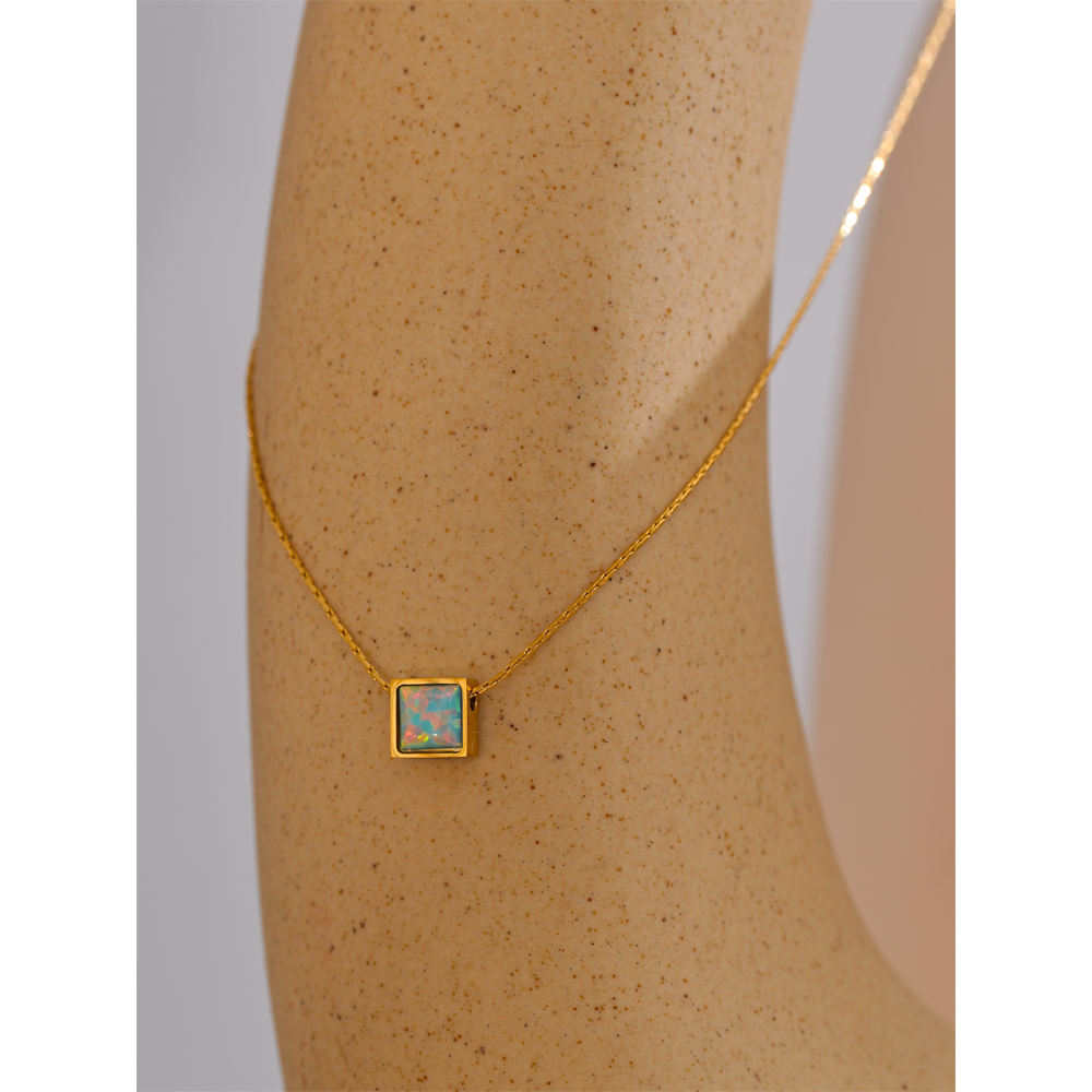 Opal Frame